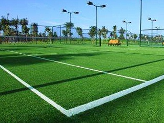 北京人造草足球场是否能够吸收国内有利的资源呢？