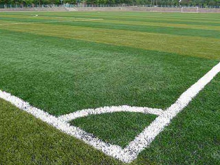 人造草足球场老化的表现情况