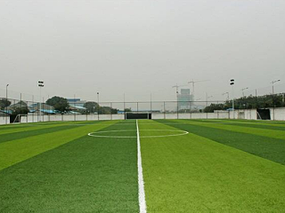 足球场辅料填充标准