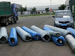 北京人造草足球场的草坪如何存放