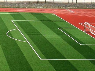 人造草足球场安装方法重要性