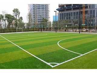 校园建设人造草足球场需注意这些问题