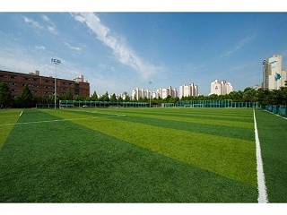 人造草足球场施工建设要点