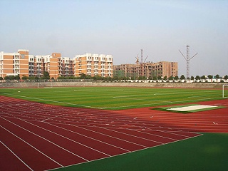 人造草足球场的建设优势