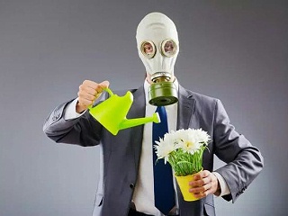 自如“甲醛房”,你的人造草足球场没有超标吗？