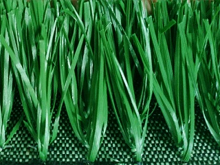 人造草足球场的人造草坪大概什么价位？使用年限是多久？