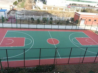 硅PU篮球场的特点及维护保养