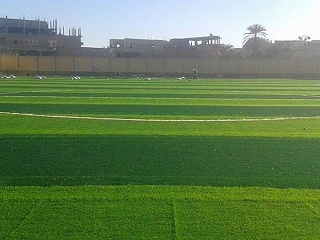 人造草足球场建设的时候最不希望出现的情况