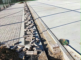 人造草足球场基础地面要求