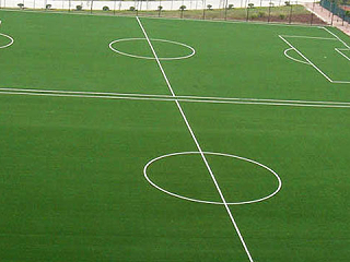 人造草足球场需不需要维护