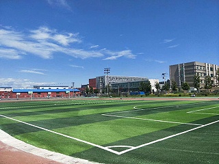 北京天竺学校人造草足球场顺利竣工