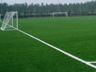 人造草足球场的建设施工