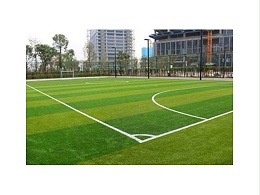 足球场人造草的维护方法