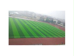 人造草足球场不合理的铺设方法会带来哪些影响